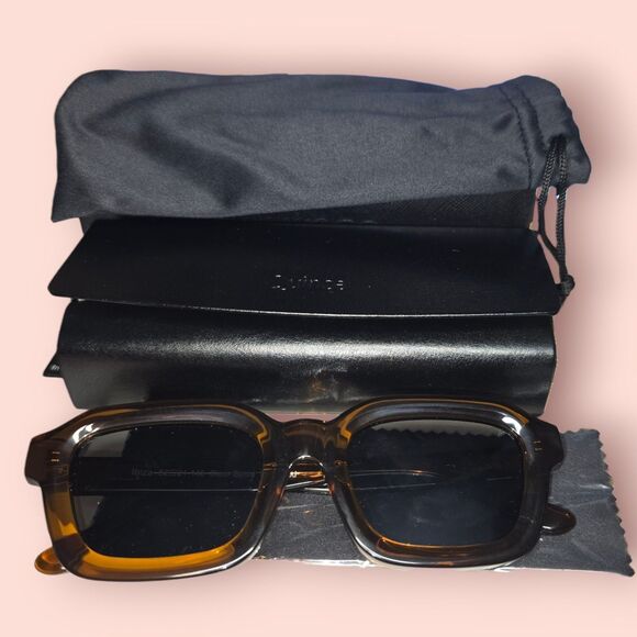 Quince Ibiza Polarized Acetate Sunglasses Clear Spice Gray Lens Retro Chic
